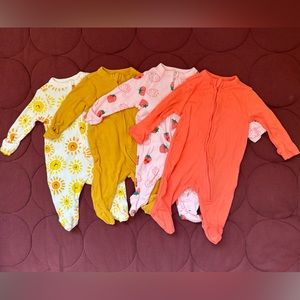 Old Navy footies Newborn
